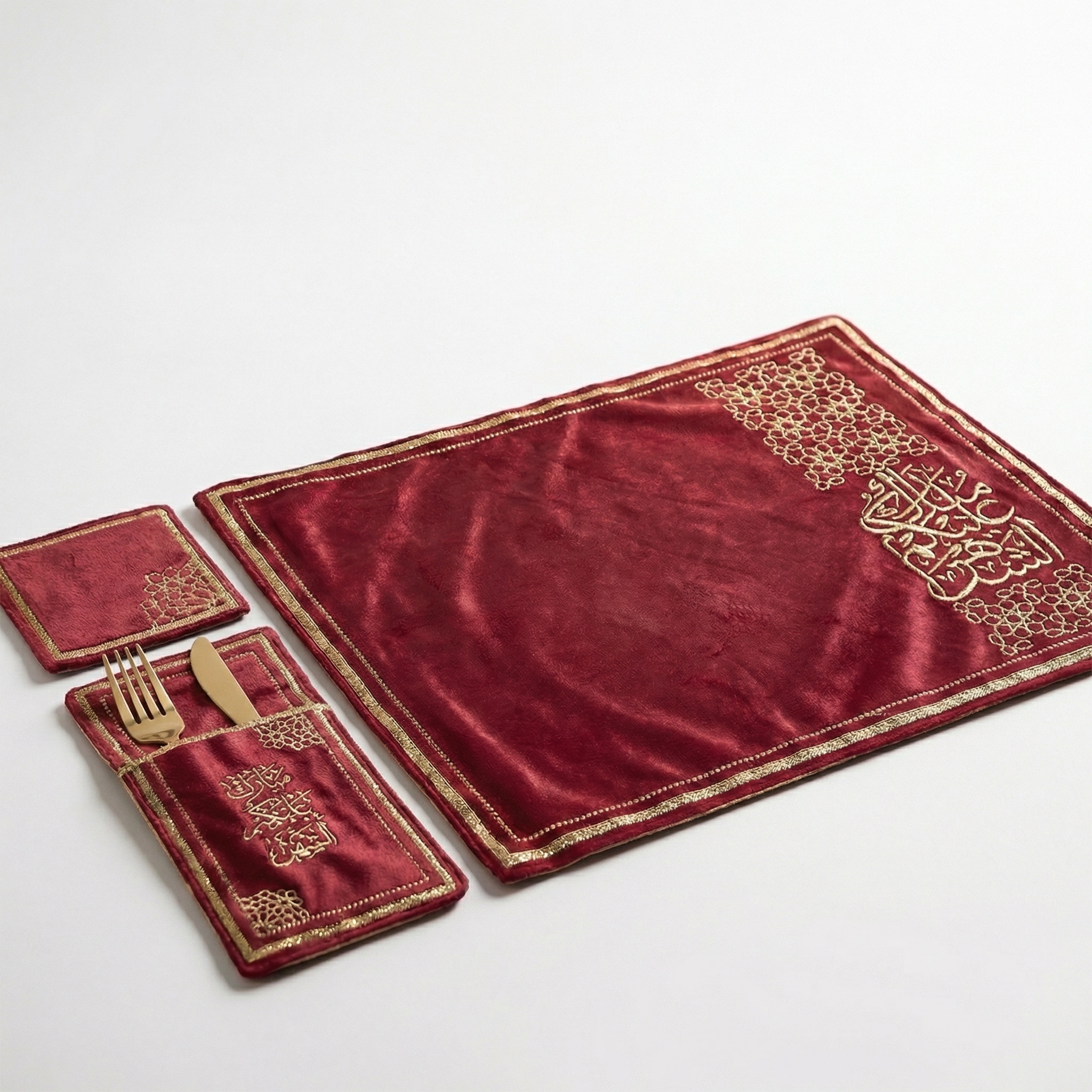 1 كوستر قطيفة - الصورة 1